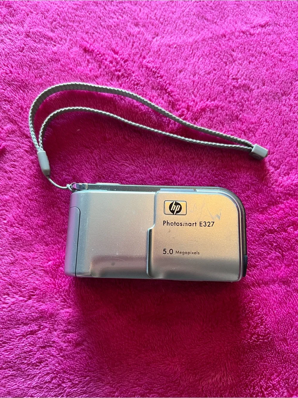 HP Photosmart E327 Digital Camera 2006